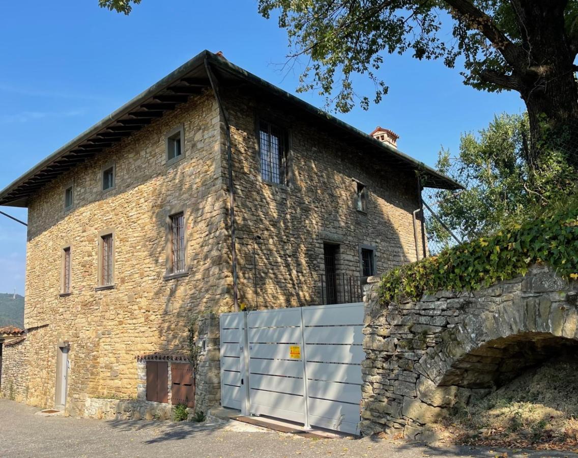 Foresteria Antica Bastia B&B Bergamo Exterior photo